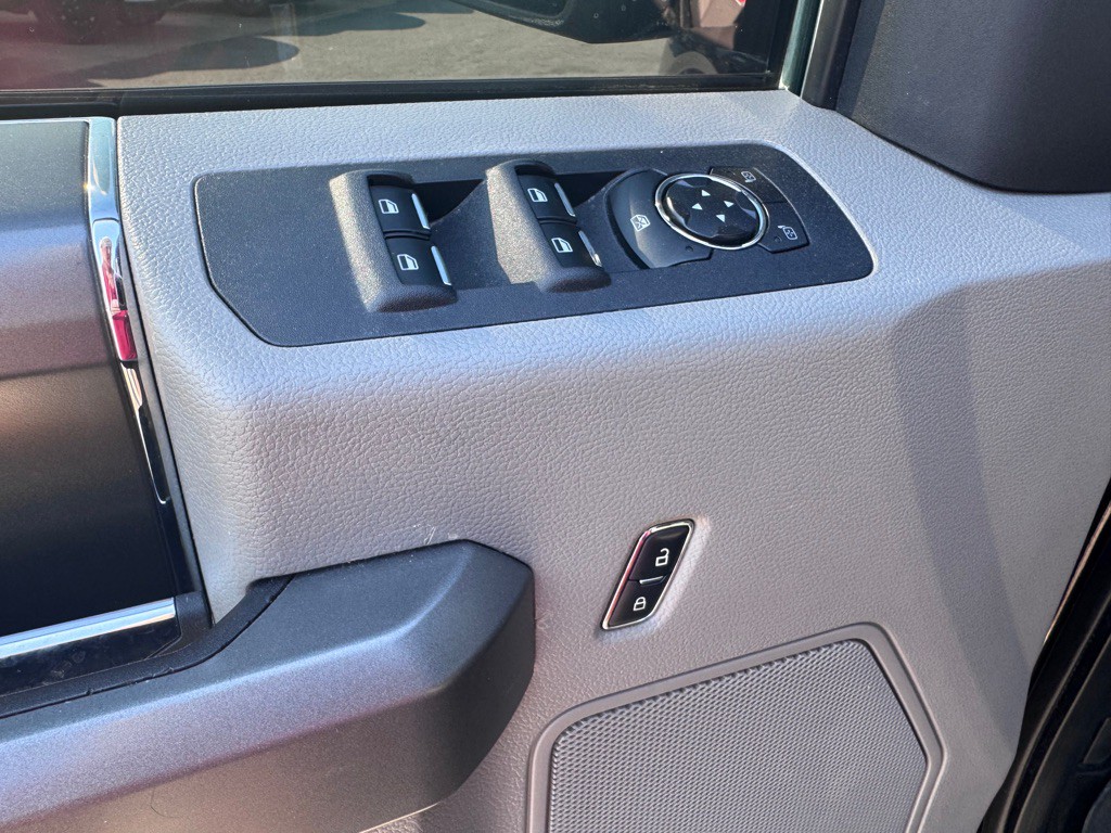 2015 Ford F-150 Image 13