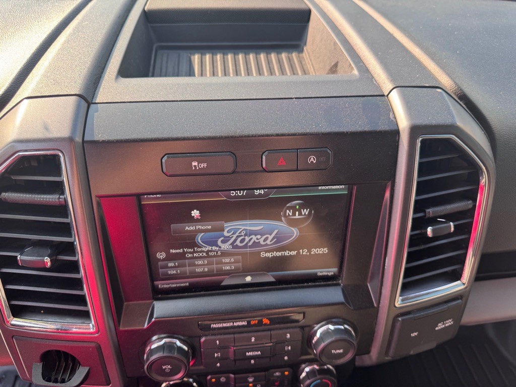 2015 Ford F-150 Image 18