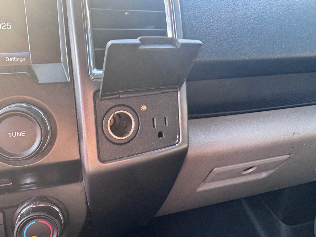 2015 Ford F-150 Image 21