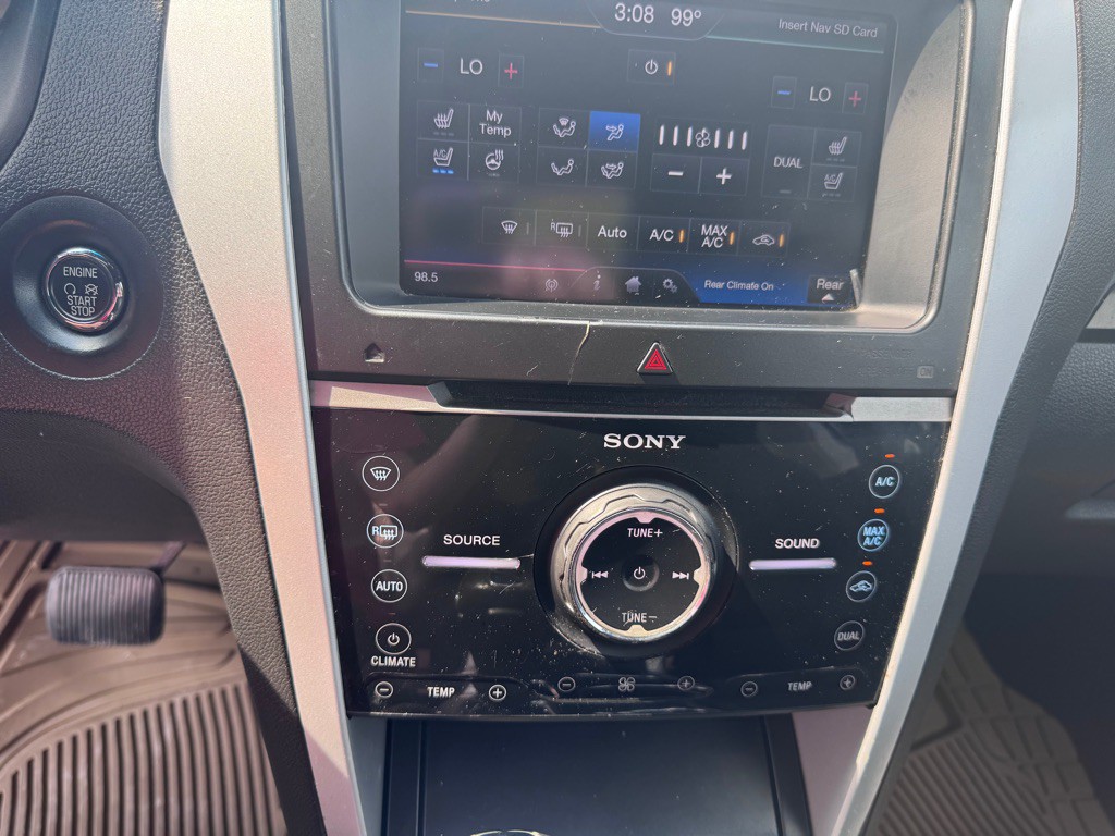 2013 Ford Explorer Image 16