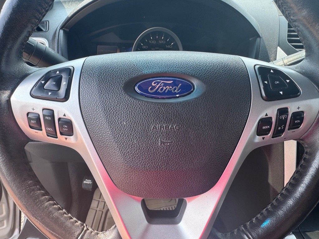 2013 Ford Explorer Image 20