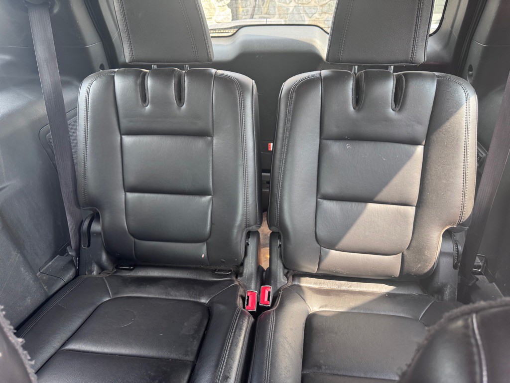2013 Ford Explorer Image 24