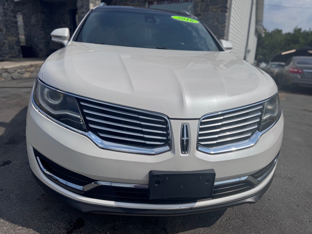 2016 Lincoln MKX Image 2