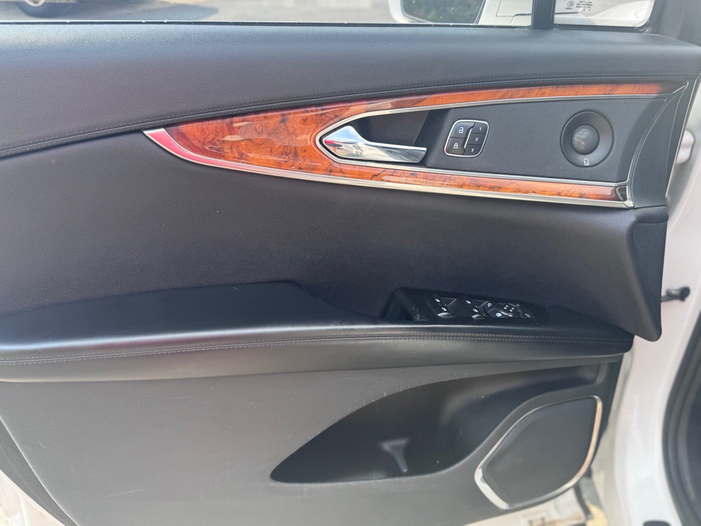 2016 Lincoln MKX Image 9