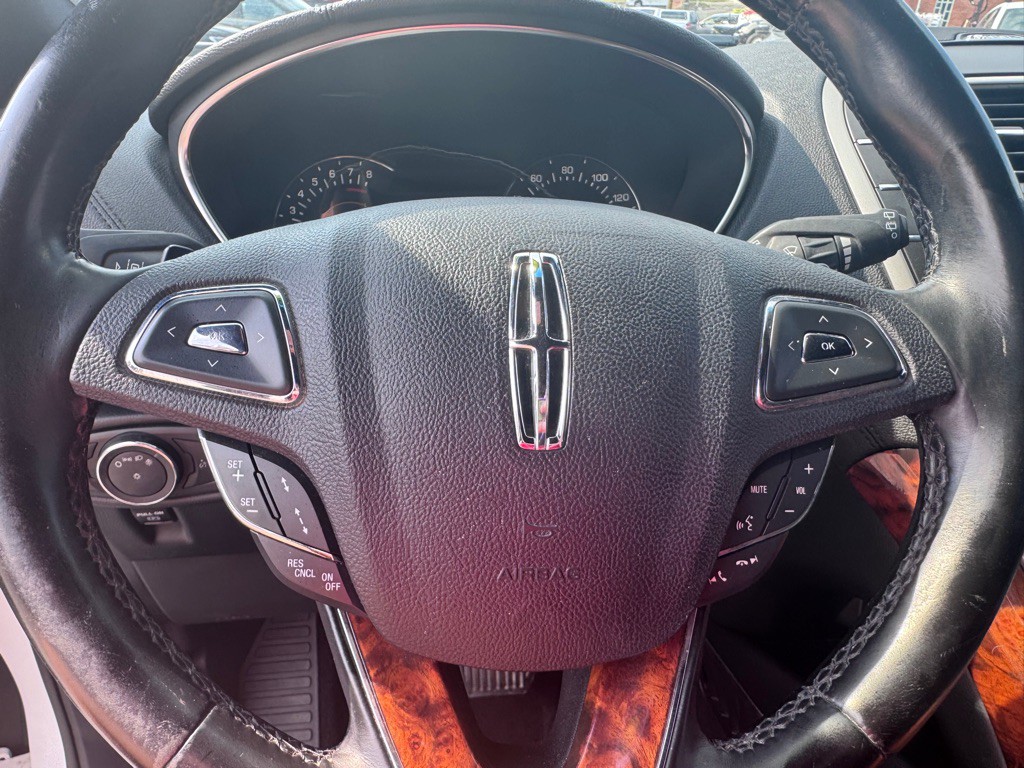 2016 Lincoln MKX Image 23