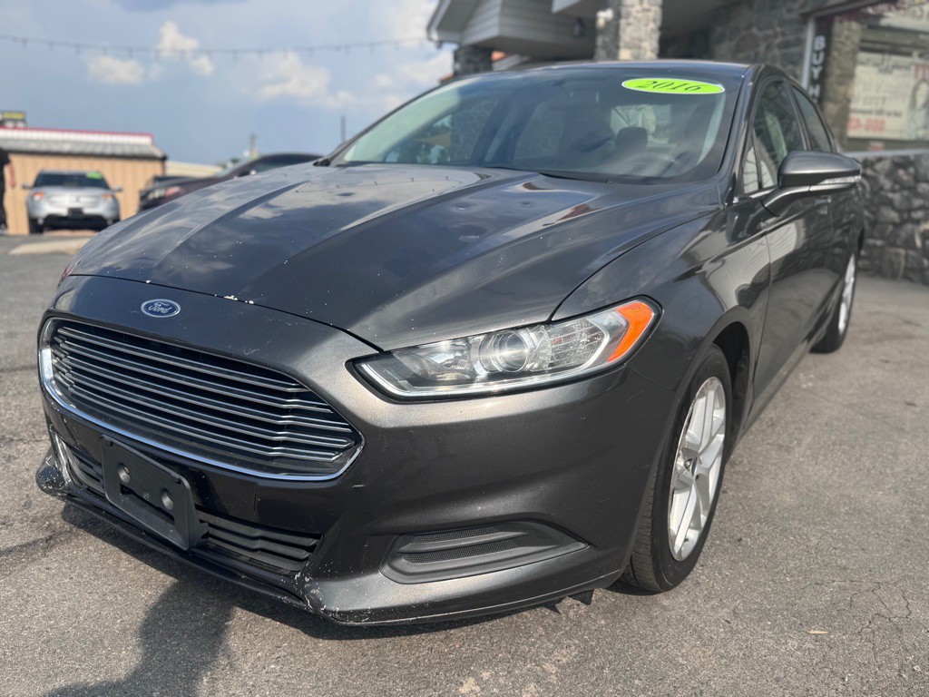 2016 Ford Fusion Image 1