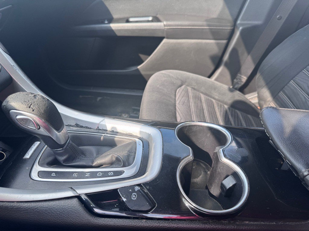 2016 Ford Fusion Image 17