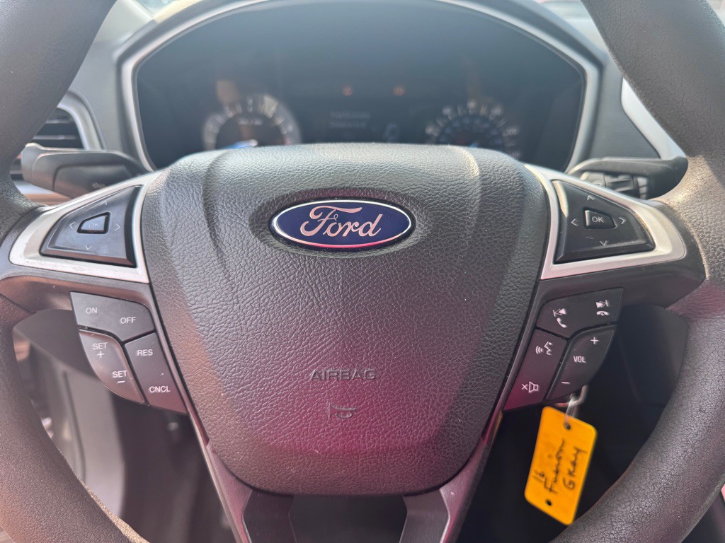 2016 Ford Fusion Image 21