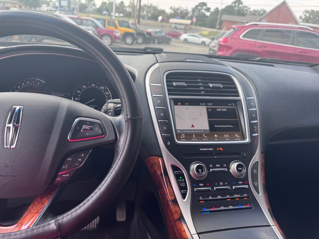 2017 Lincoln MKX Image 13