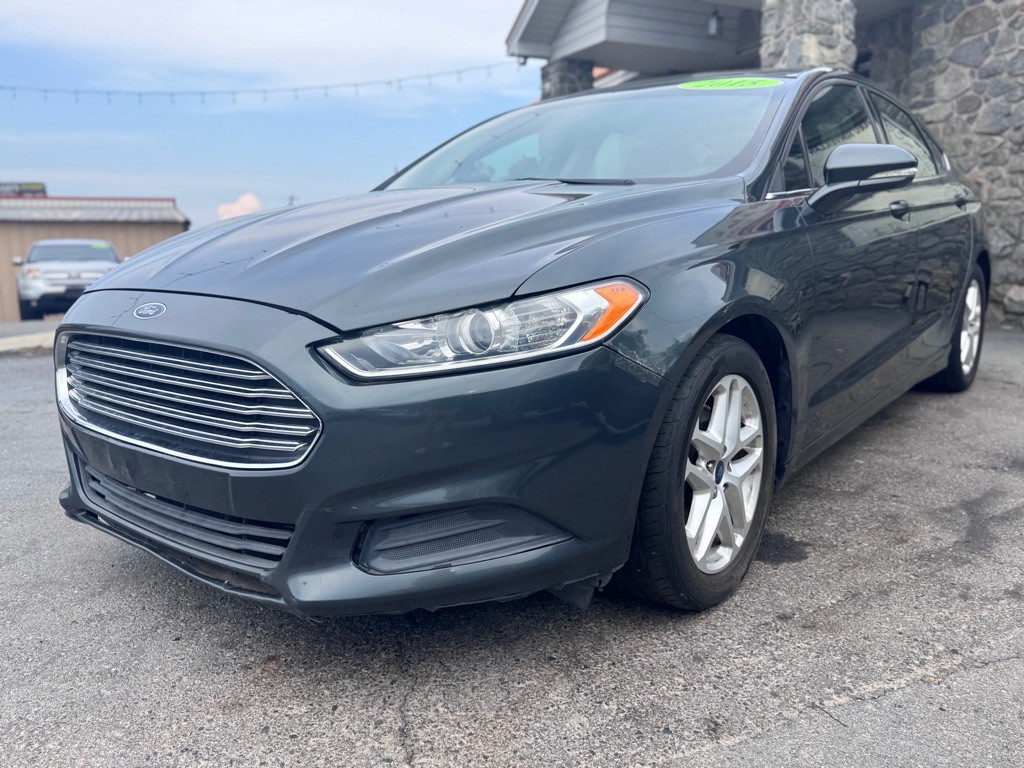 2015 Ford Fusion Image 1