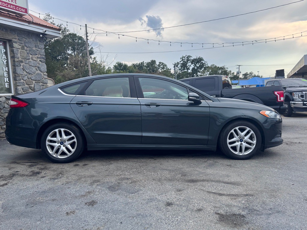 2015 Ford Fusion Image 4