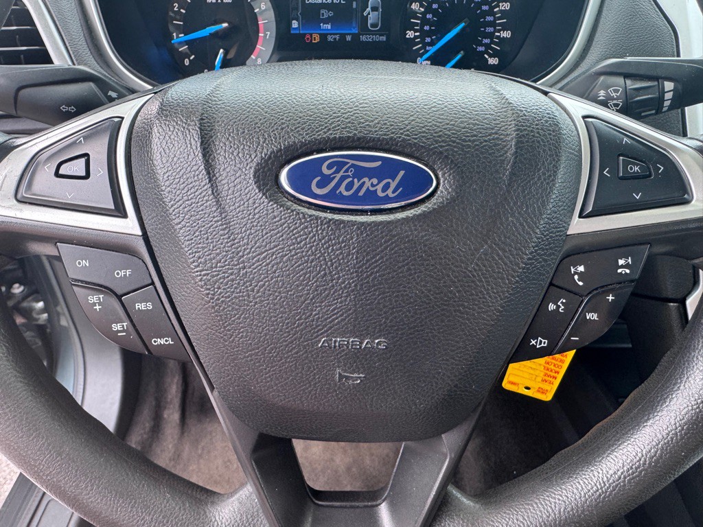 2015 Ford Fusion Image 23