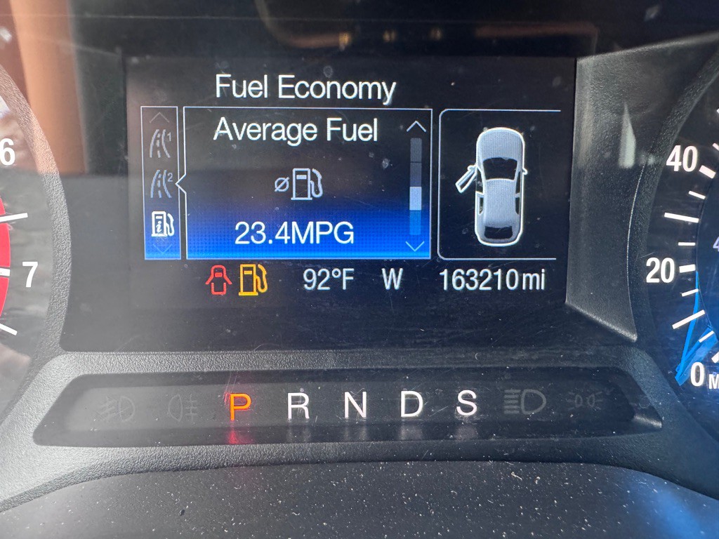 2015 Ford Fusion Image 24