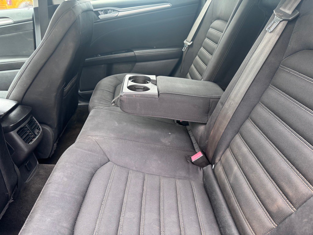 2015 Ford Fusion Image 27