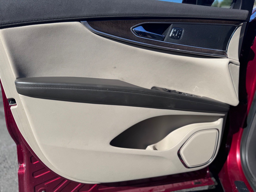 2016 Lincoln MKX Image 9