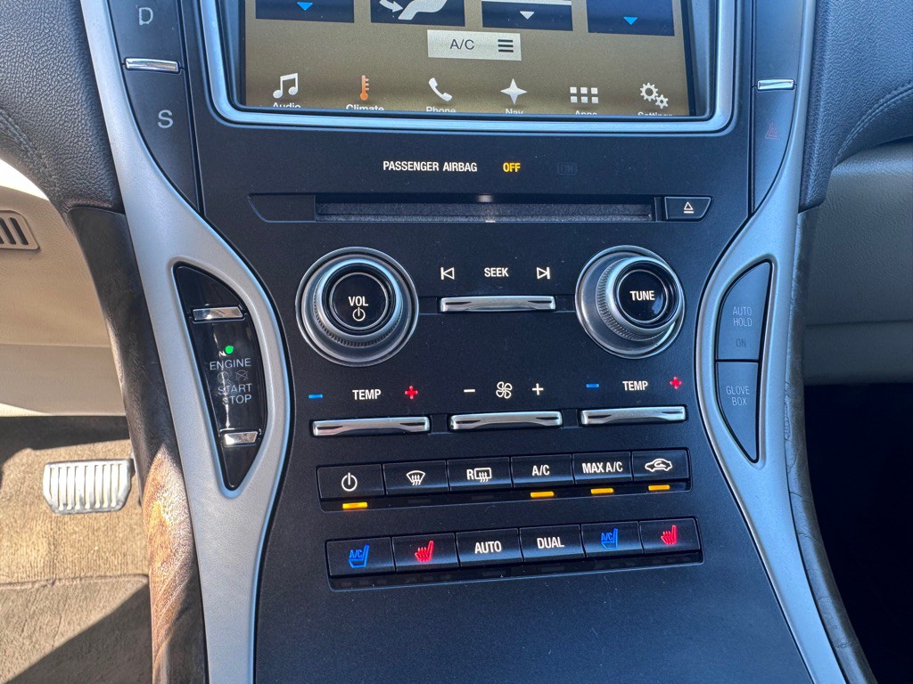 2016 Lincoln MKX Image 16