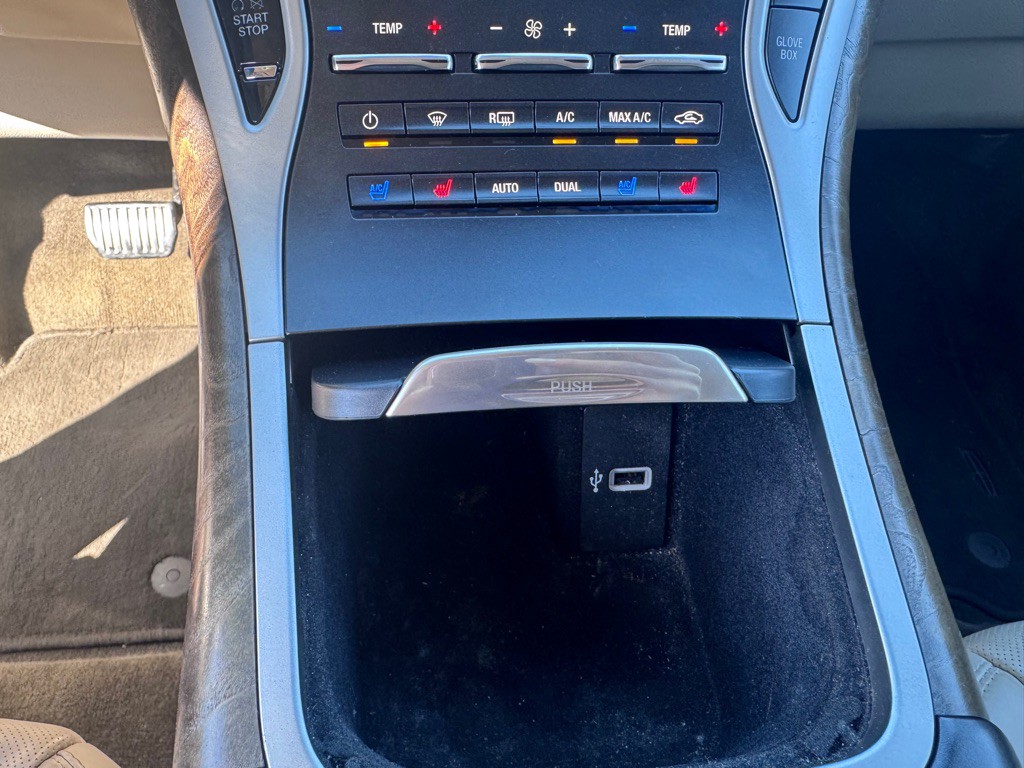 2016 Lincoln MKX Image 18