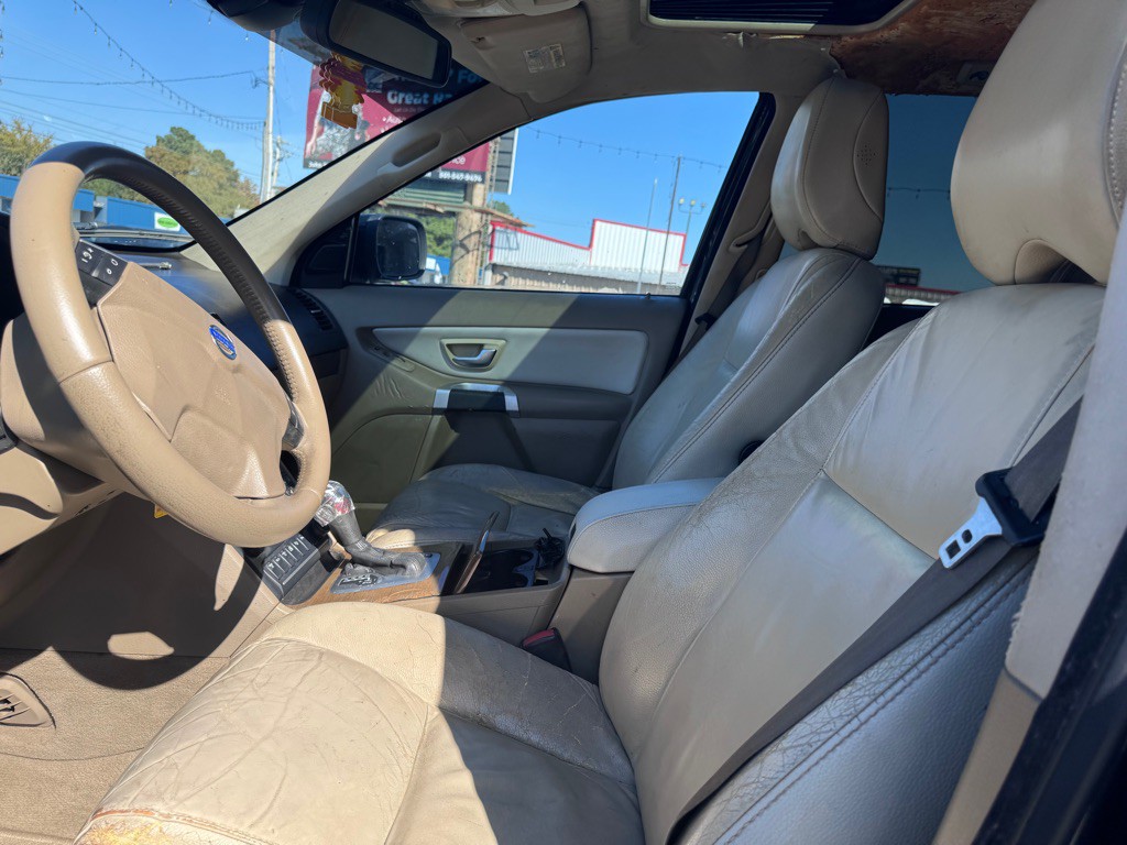 2012 Volvo XC90 Image 11