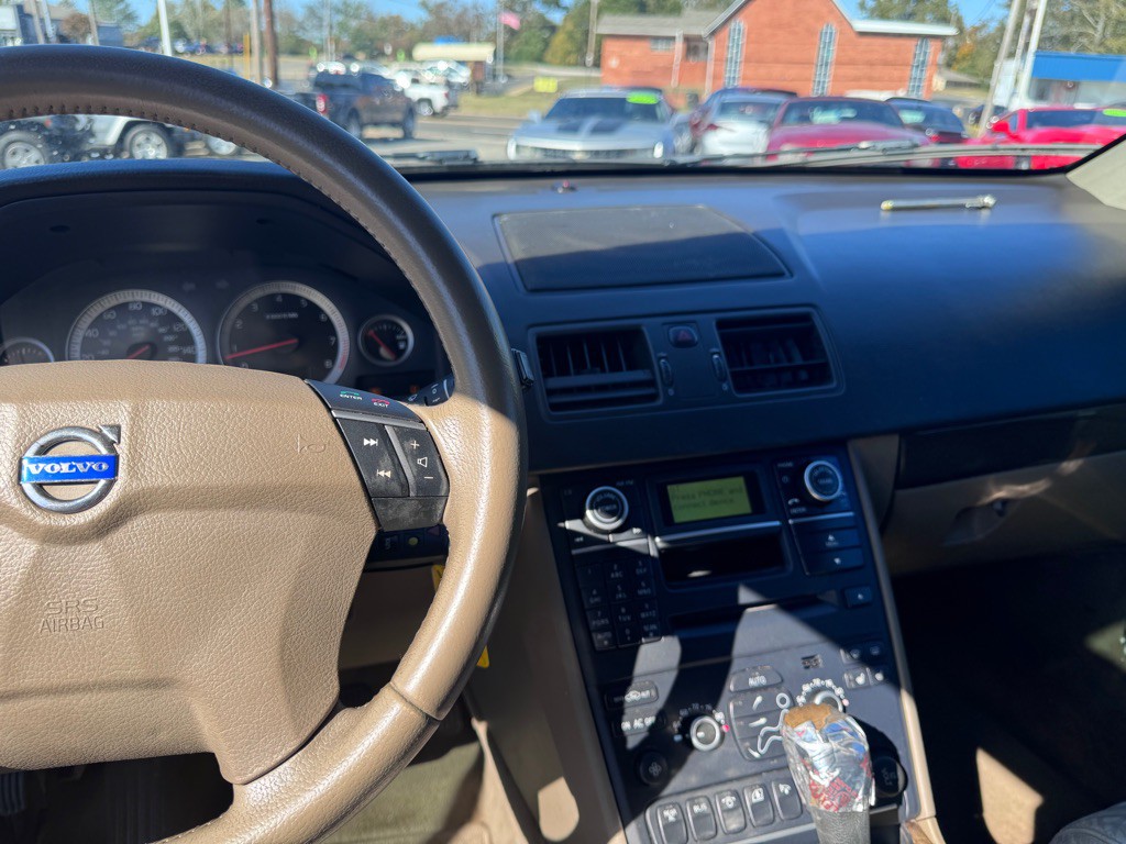 2012 Volvo XC90 Image 13