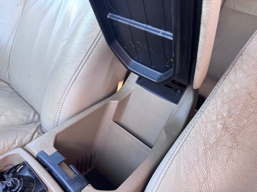 2012 Volvo XC90 Image 18