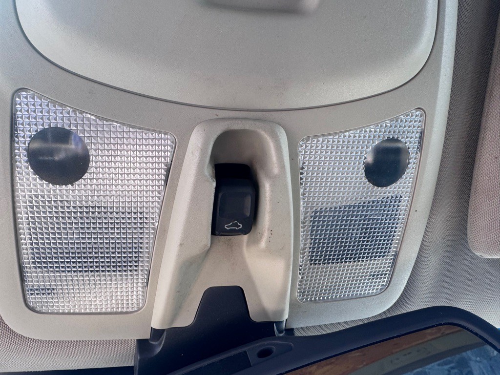 2012 Volvo XC90 Image 19