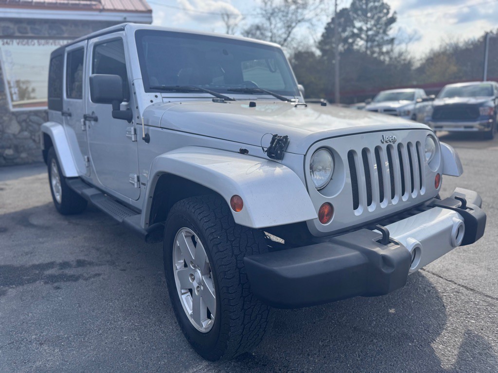 2011 Jeep Wrangler Unlimited Image 3