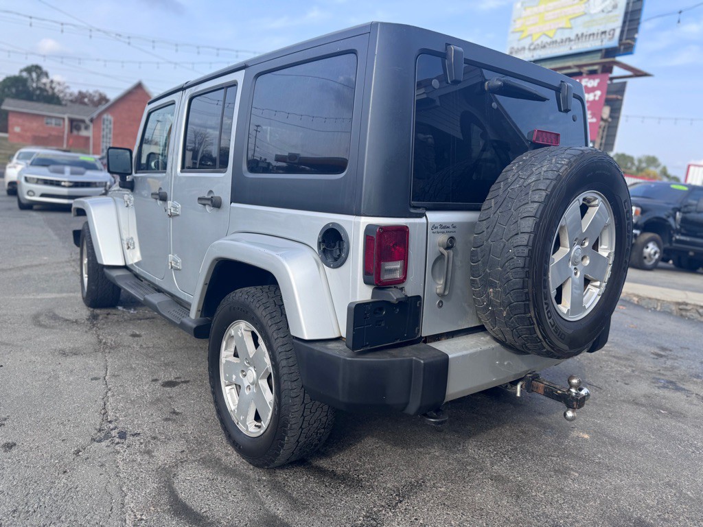 2011 Jeep Wrangler Unlimited Image 7