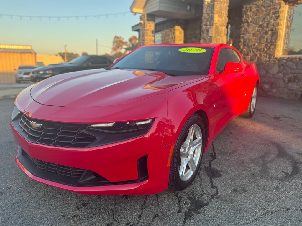2020 Chevrolet Camaro Image 1