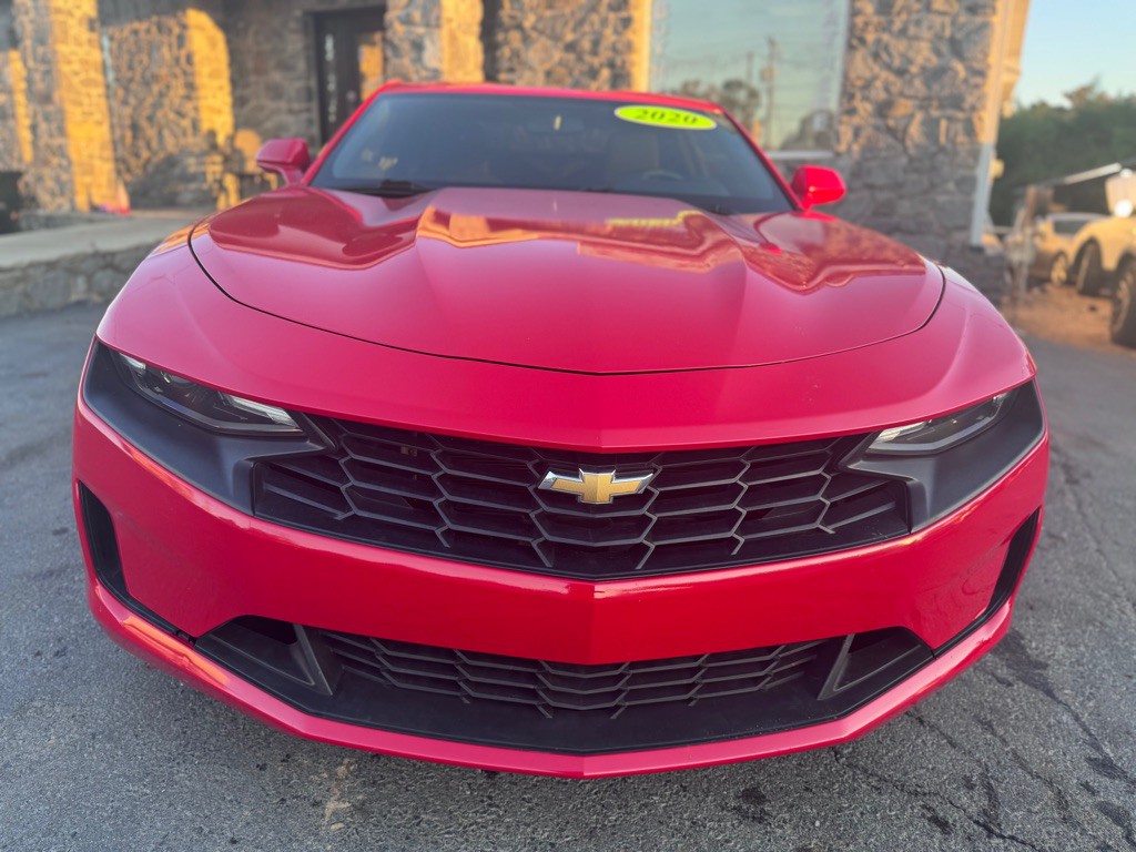 2020 Chevrolet Camaro Image 2