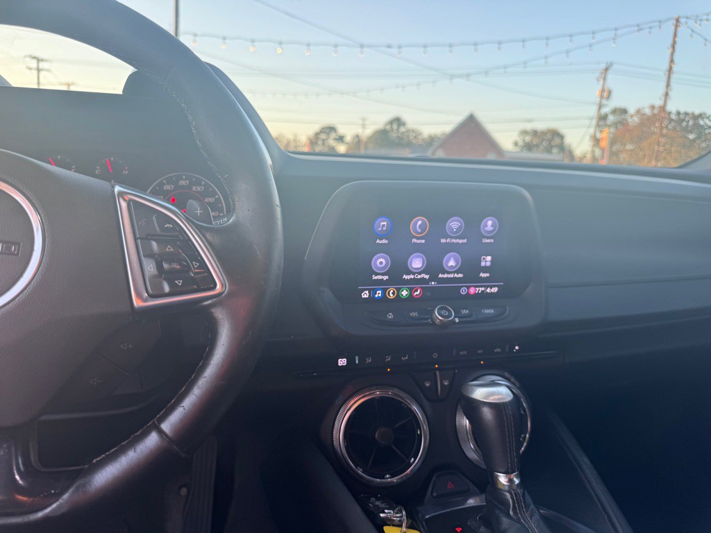 2020 Chevrolet Camaro Image 12