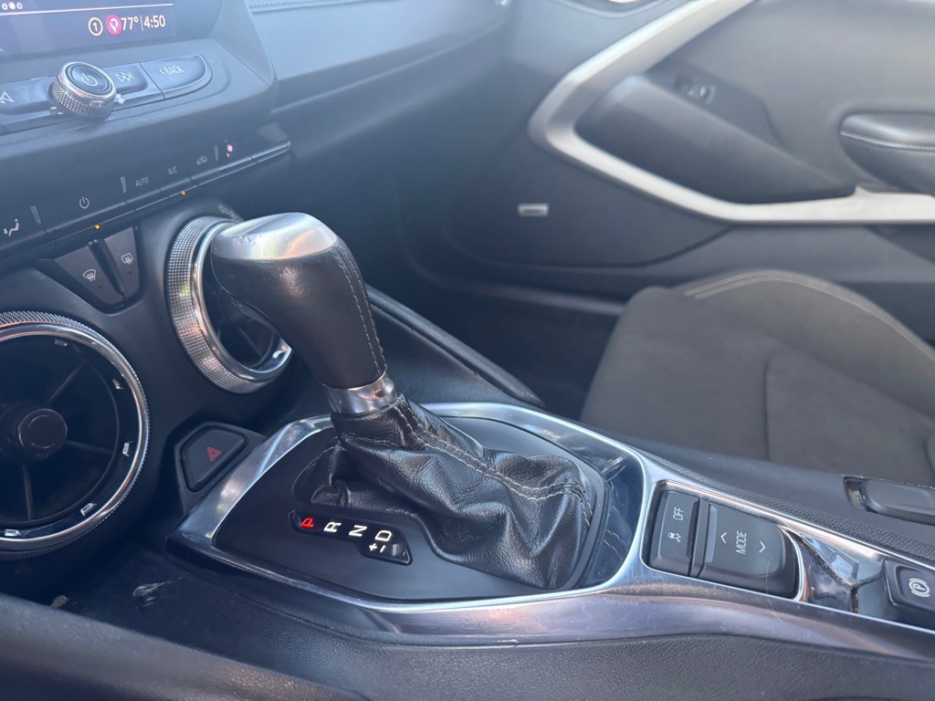 2020 Chevrolet Camaro Image 16