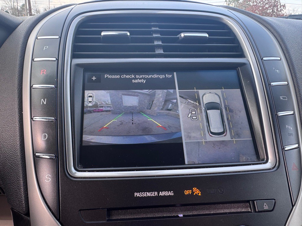 2017 Lincoln MKX Image 18