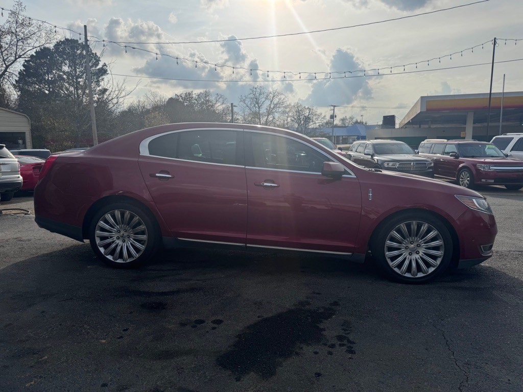 2013 Lincoln MKS Image 4