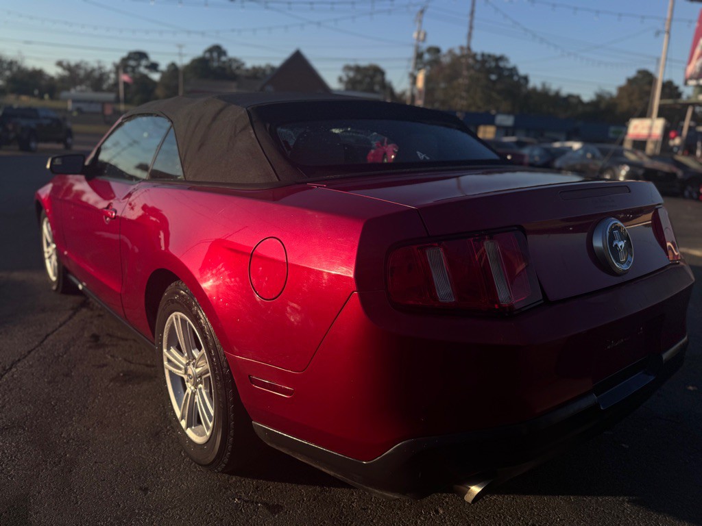 2012 Ford Mustang Image 5