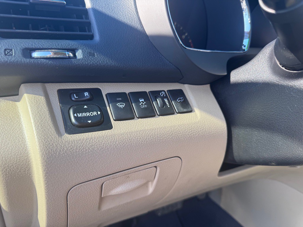 2013 Toyota Highlander Image 11