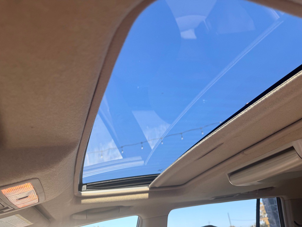 2013 Toyota Highlander Image 19