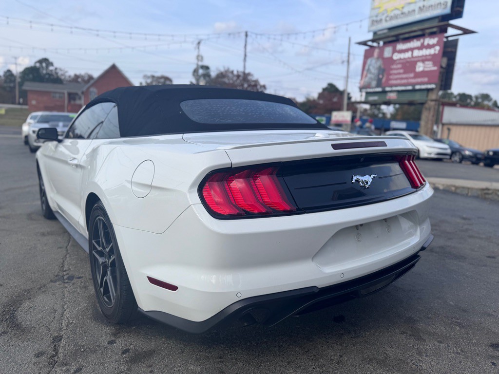 2018 Ford Mustang Image 7