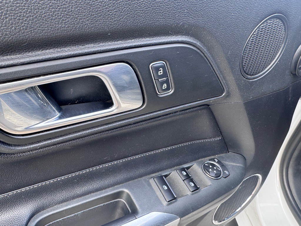 2018 Ford Mustang Image 10