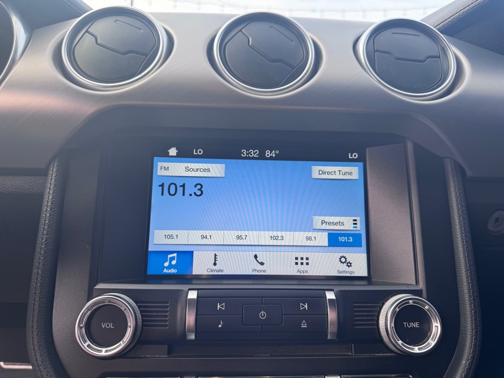 2018 Ford Mustang Image 15