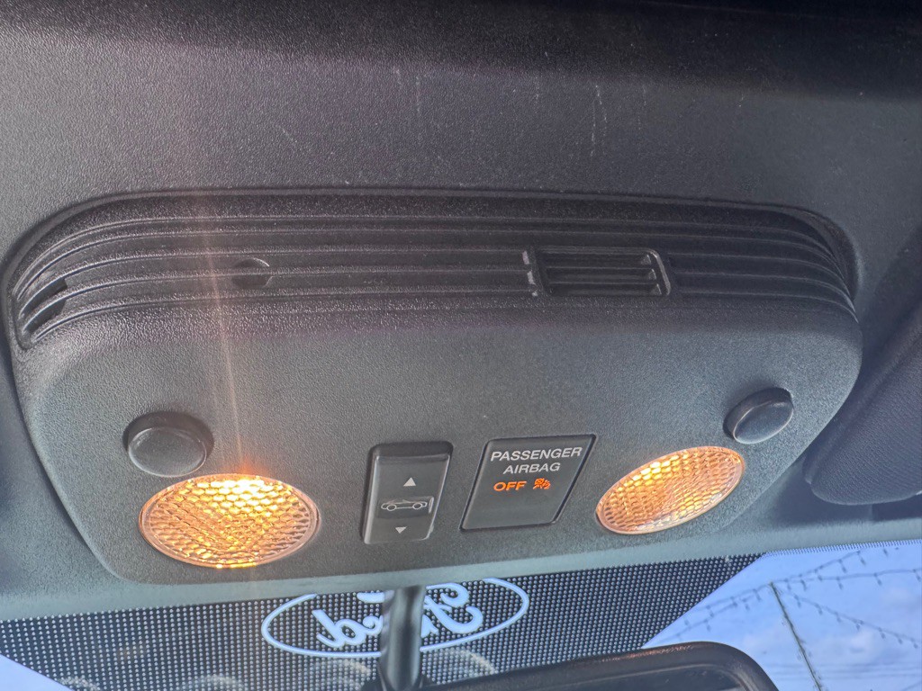 2018 Ford Mustang Image 21