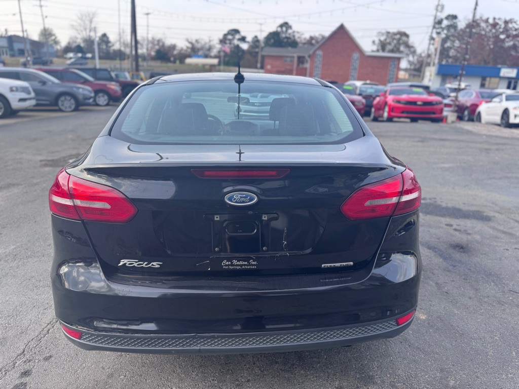 2016 Ford Focus Image 6