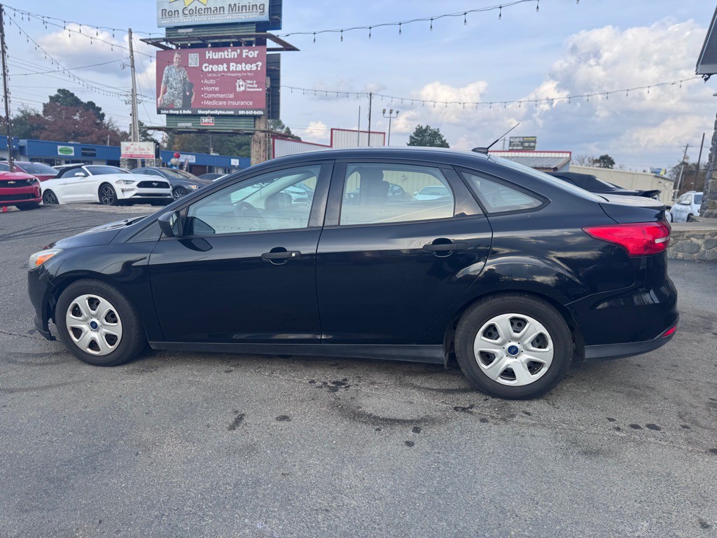 2016 Ford Focus Image 8