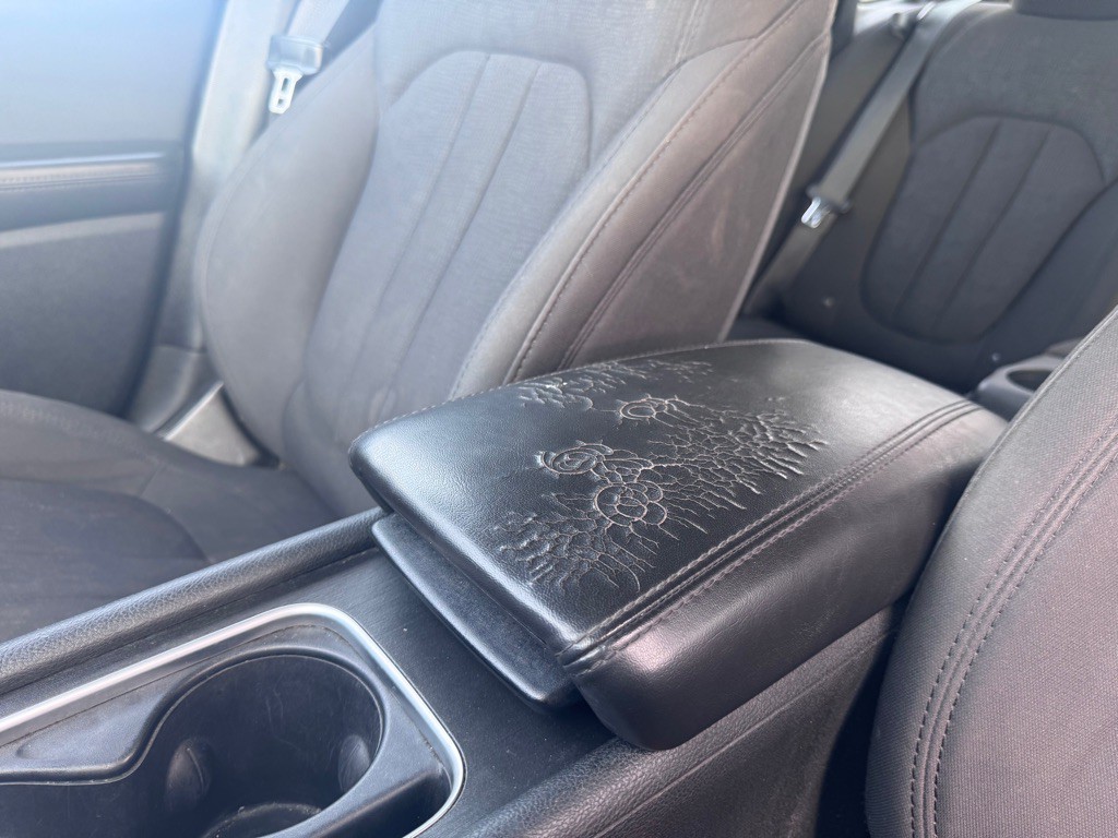 2015 Chrysler 200 Image 19