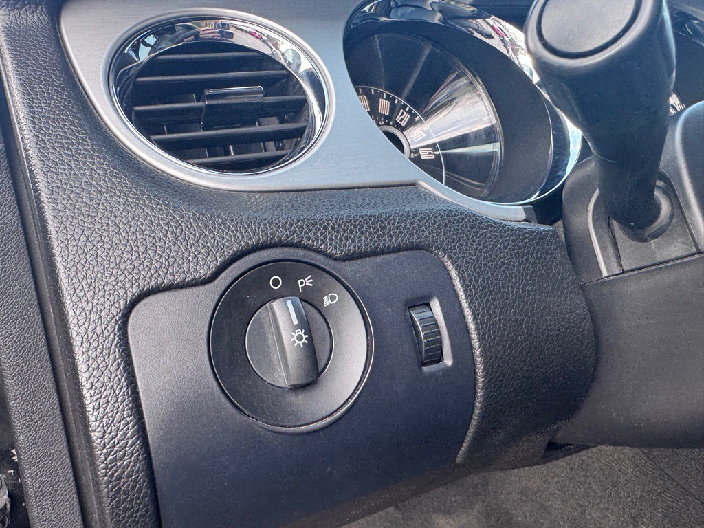 2014 Ford Mustang Image 12