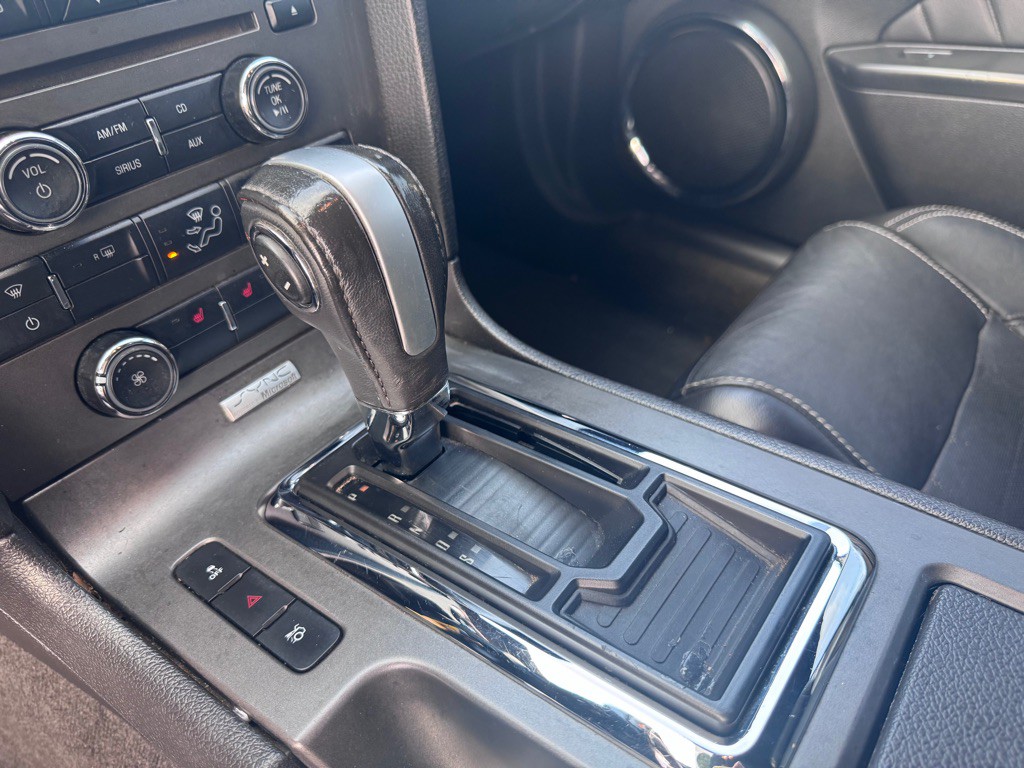 2014 Ford Mustang Image 18