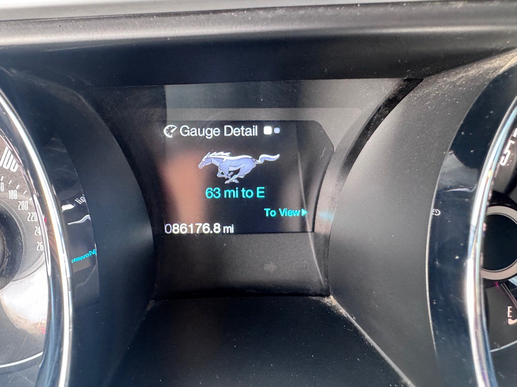 2014 Ford Mustang Image 22