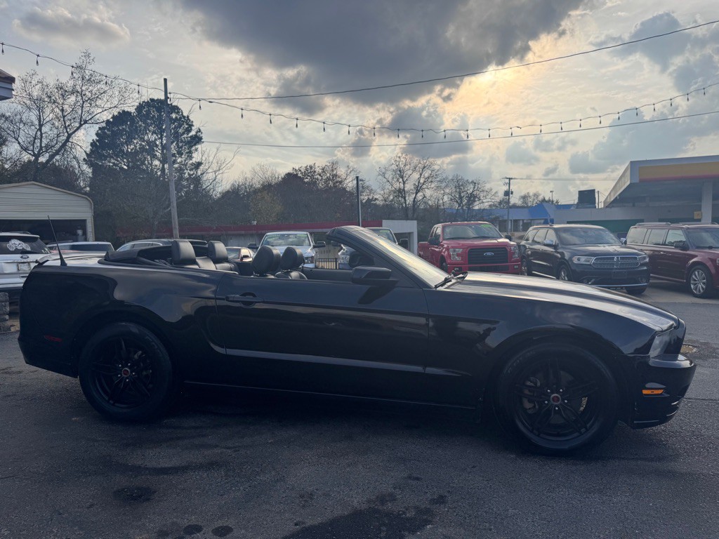 2014 Ford Mustang Image 27