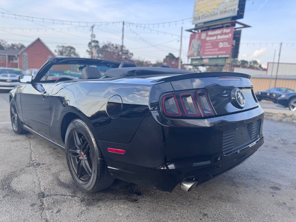 2014 Ford Mustang Image 30