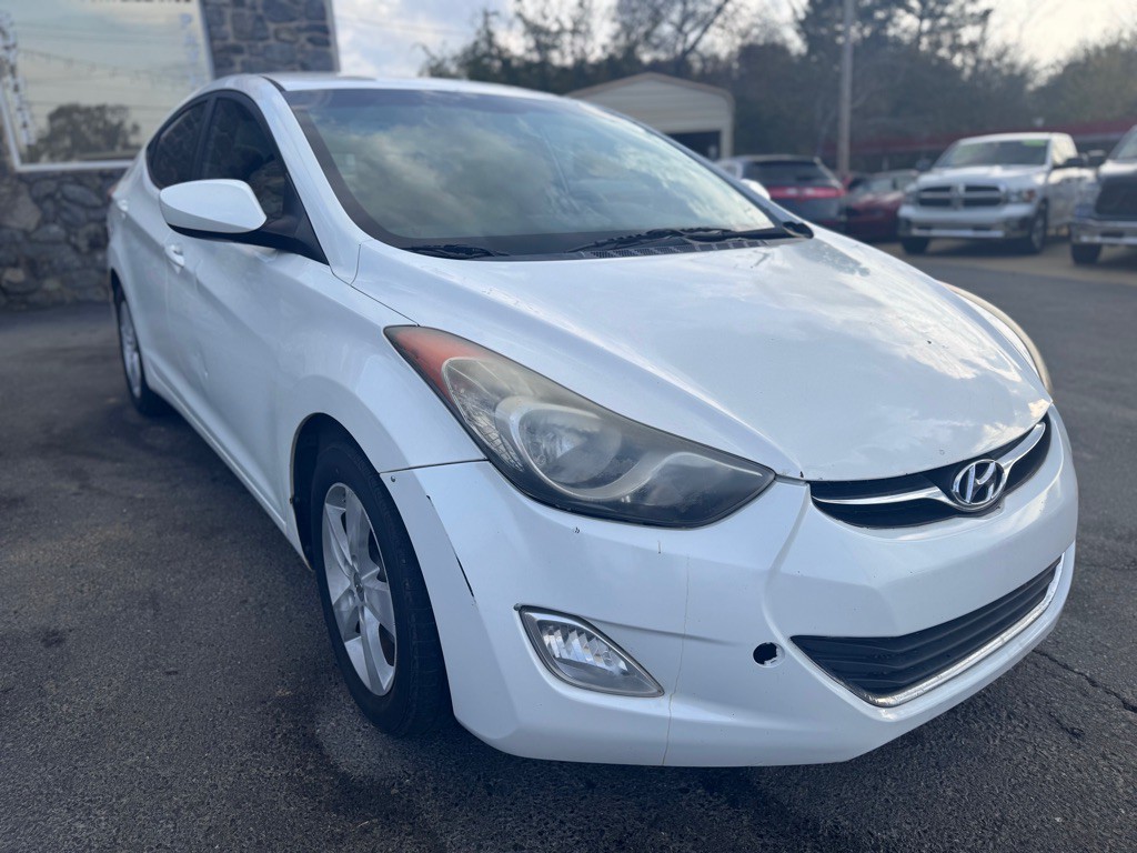 2012 Hyundai Elantra Image 3