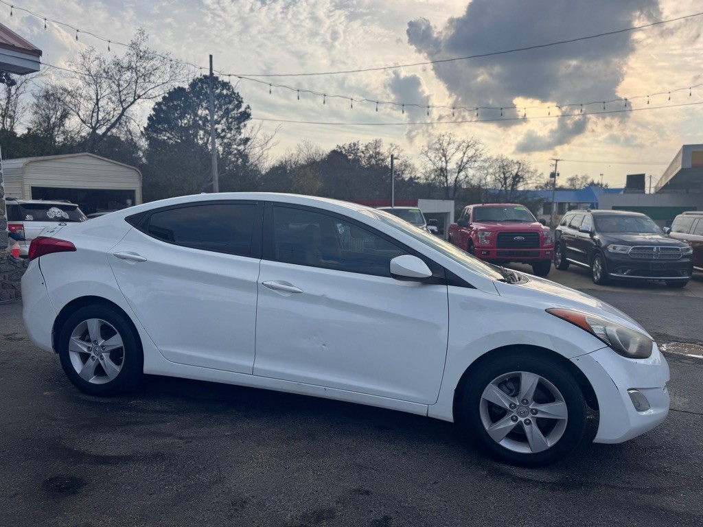 2012 Hyundai Elantra Image 4
